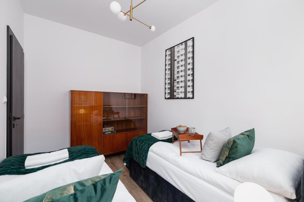 Apartments Osiedle Szkolne Cracow By Noclegi Renters Krakau Buitenkant foto
